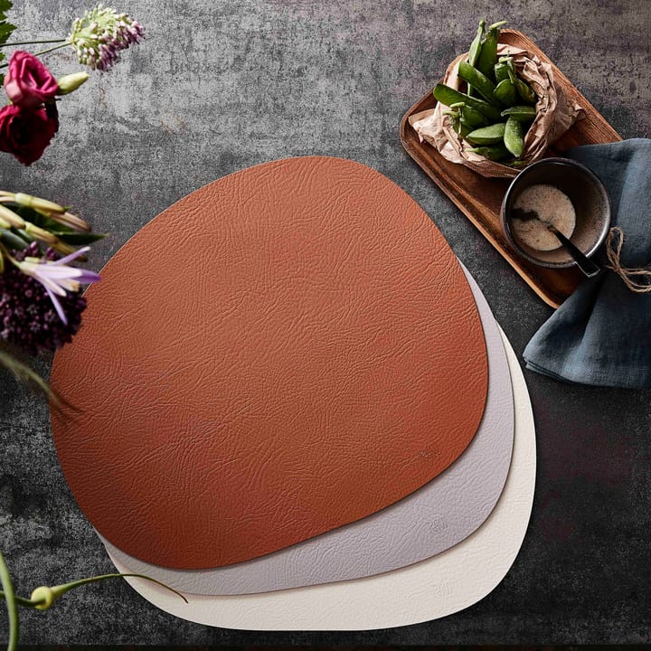 Individual de mesa Raw em couro, Cinnamon brown buffalo Aida