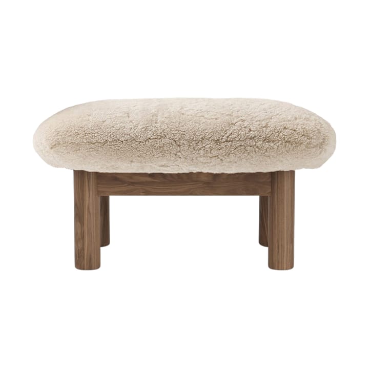 Banqueta para pés Brasilia, Walnut-Nature sheepskin curly Audo Copenhagen