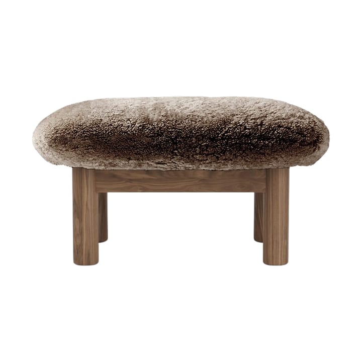 Banqueta para pés Brasilia, Walnut-Sahara sheepskin curly Audo Copenhagen