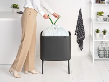 Bo Touch Bin 36 litros - Confident Grey - Brabantia