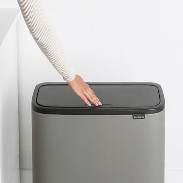 Bo Touch Bin 36 litros - Mineral concrete grey - Brabantia