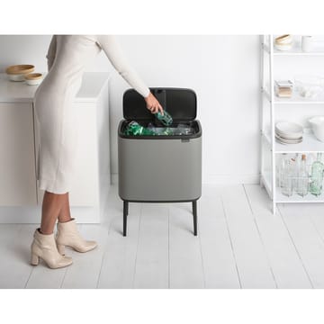 Bo Touch Bin 36 litros - Mineral concrete grey - Brabantia