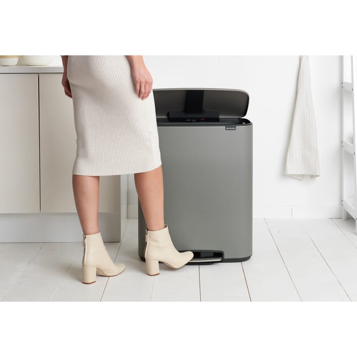 Caixote com pedal Bo Bin 2x30 L - Mineral concrete grey - Brabantia