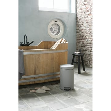 Caixote de pedal New Icon 12 litros - Mineral concrete grey - Brabantia