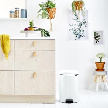 Caixote de pedal New Icon 20 litros - branco - Brabantia