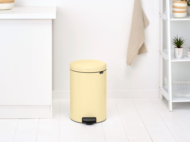 Caixote de pedal New Icon 20 litros - Mellow Yellow - Brabantia