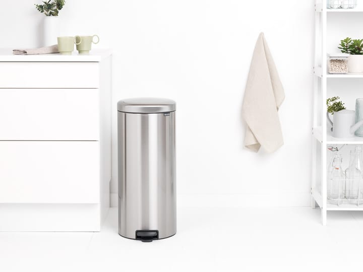 Caixote de pedal New Icon 30 litros - Matt steel fingerprint proof - Brabantia