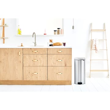 Caixote de pedal New Icon 30 litros - Matt steel fingerprint proof - Brabantia