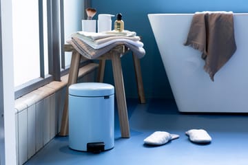 Caixote de pedal New Icon 5 litros - Dreamy blue - Brabantia