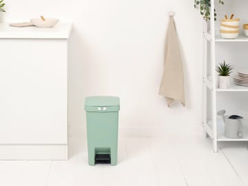 Lixeira pedal 16 L StepUp - Verde jade - Brabantia