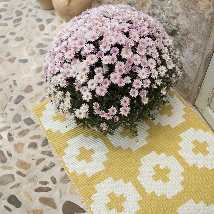 Tapete Flower sun (amarelo) - 70x200 cm - Brita Sweden