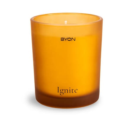 Vela perfumada Ignite - 30 horas - Byon