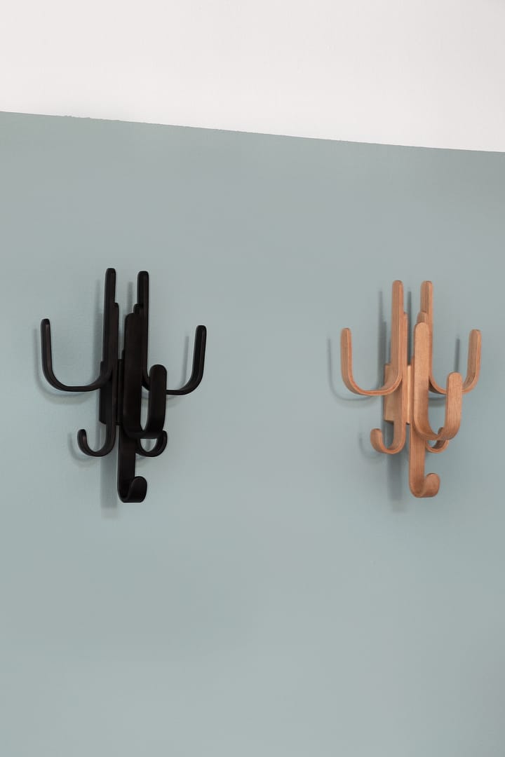 Três ganchos Woody - Carvalho tingido preto - Cooee Design