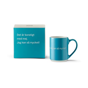 Caneca Astrid Lindgren 'Det är konstigt med mig…' - Texto em sueco - Design House Stockholm