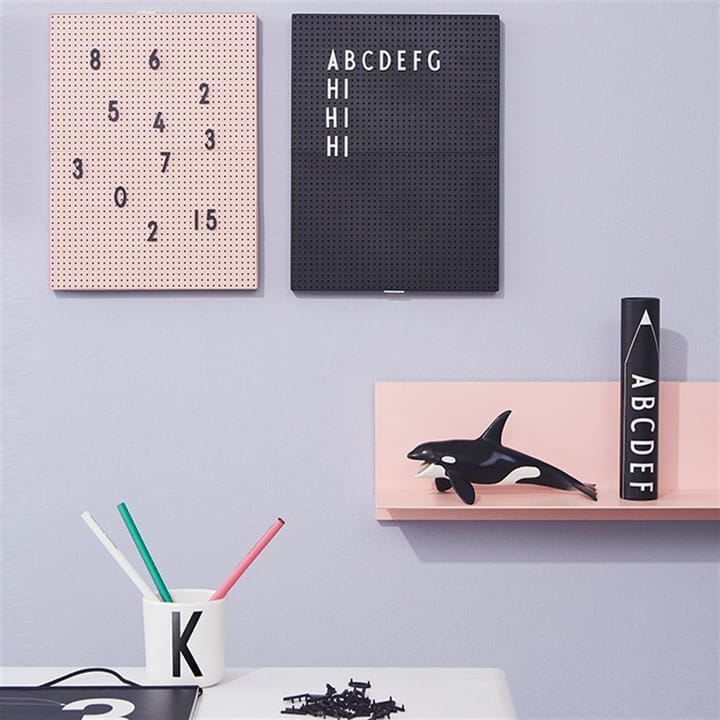 Caixa para cartas Design Letters , letras pretas Design Letters