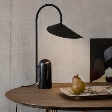 Candeeiro de mesa Arum - Preto - ferm LIVING