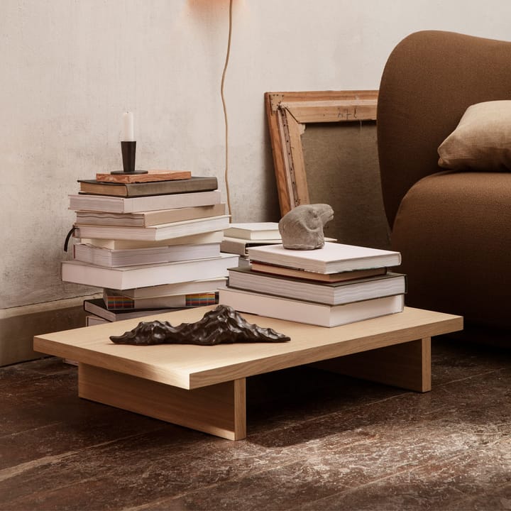 Kona mesa de apoio low table - Carvalho folheado a natural - ferm LIVING