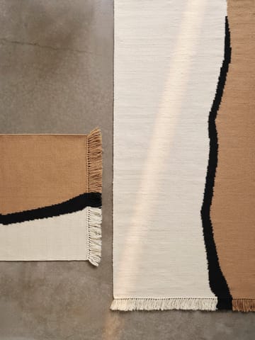 Tapete Soil Kelim - Dark sand-off white, 170x240 cm - ferm LIVING