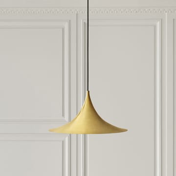 Candeeiro Semi Ø 30 cm - Polished brass - GUBI