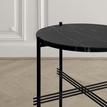 Mesa com pernas pretas Ts O 40 Cm - mármore preto - GUBI