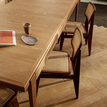 Mesa de jantar S-table - carvalho fosco lacado, extensão  - GUBI