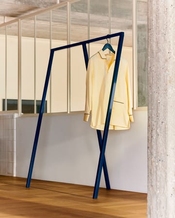 Cabideiro Loop Stand Wardrobe - Deep blue - HAY