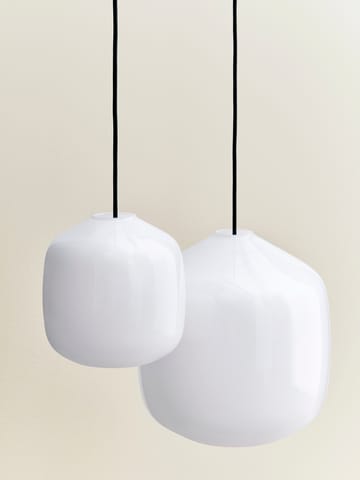 Candeeiro suspenso Buoy Ø20 cm - Opal glass-soft black - HAY