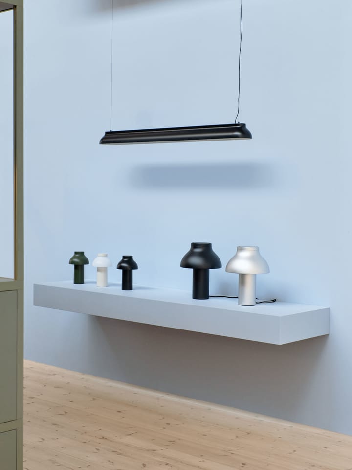 Candeeiro suspenso PC Linear - Soft black - HAY