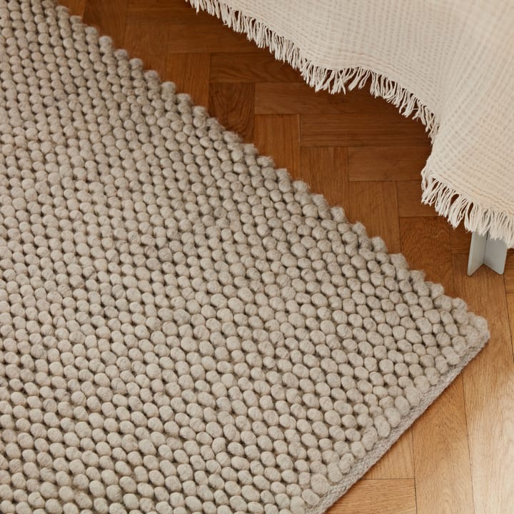 Tapete de lã Peas 170x240 cm - Soft grey
​ - HAY
