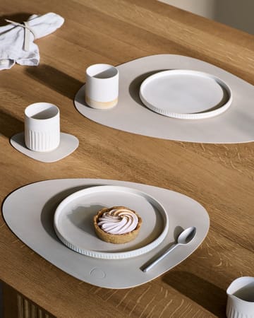 Individual de mesa Nupo curve L - Branco ostra - LIND DNA