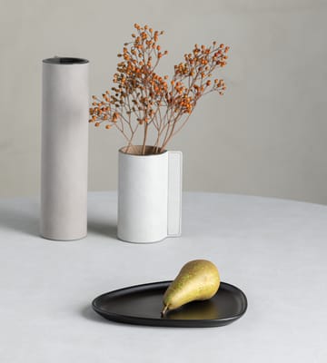 Prato pequeno Curve Stoneware 19x22 cm - preto - LIND DNA