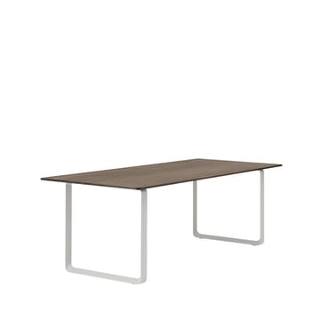 70/70 mesa de jantar 225x90 cm - Carvalho-cinzento fumado sólido - Muuto