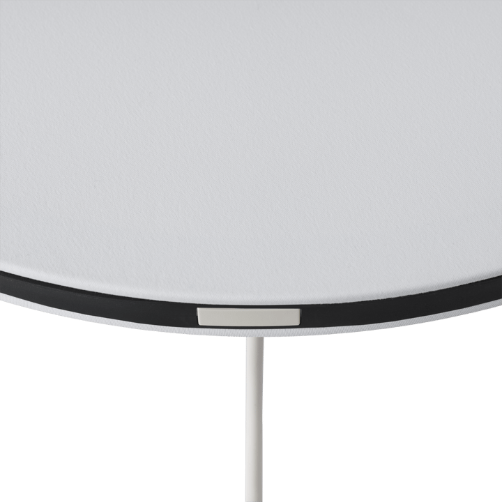 Candeeiro de parede Calm Ø50 cm, White/Black Muuto