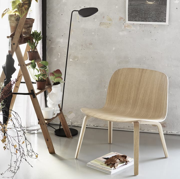 Candeeiro de pé Leaf - Preto - Muuto