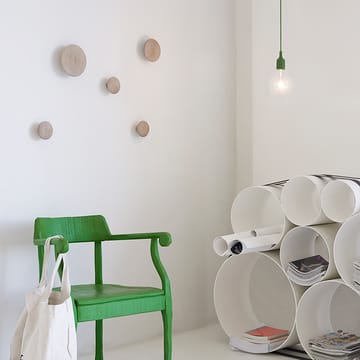 Gancho para roupa cinza The Dots - carvalho grande - Muuto