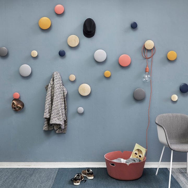 Gancho para roupa freixo The Dots - grande - Muuto