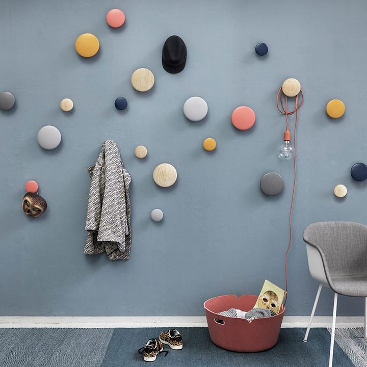 Gancho para roupa freixo The Dots - pequeno - Muuto