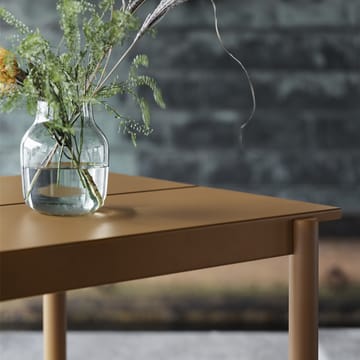 Mesa de a�ço Linear 140 cm - Burnt orange - Muuto