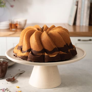 Forma de bolo pirouette Bundt Nordic Ware 2,4 L - Ouro - Nordic Ware