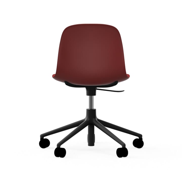 Cadeira de escritório Form chair swivel 5W, vermelho, alumínio preto, rodas  Normann Copenhagen