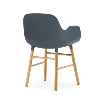 Cadeira Form - azul, pernas carvalho - Normann Copenhagen