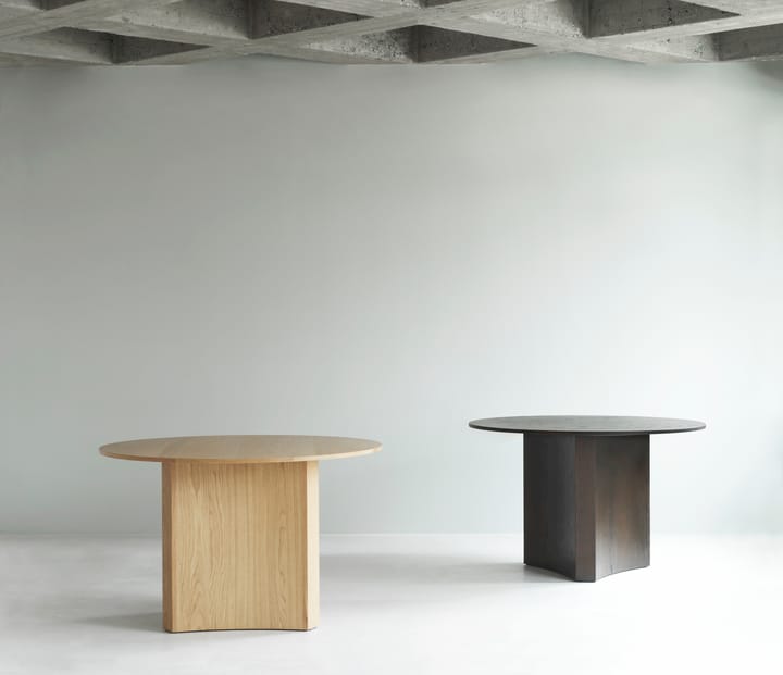 Mesa de jantar Bue 120x75 cm - Carvalho manchado de marrom - Normann Copenhagen