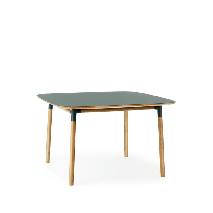 Mesa de jantar Form 120x120 cm - verde, pernas carvalho - Normann Copenhagen