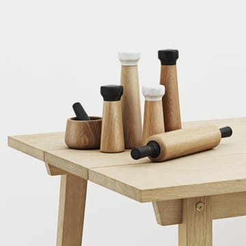 Moinho de pimenta Craft carvalho-mármore preto - grande - Normann Copenhagen