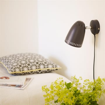 Candeeiro de parede Dynamo braço curto - matte almost black (preto) - Superliving