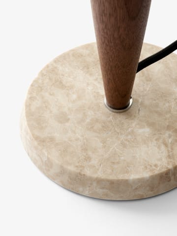 Candeeiro de mesa Herman SHY3 - walnut & cream marble, cabo têxtil - &Tradition