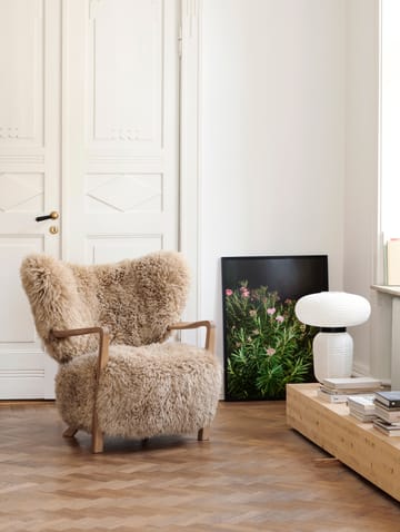 Poltrona Wulff Lounge Chair ATD2 - Carvalho oleado-Sheepskin honey - &Tradition