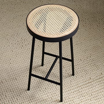 Banco Bar Be My Guest - Rattan, estrutura de aço preto - Warm Nordic